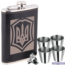 Фляга герб України + чотири склянки + лійка 7 oz в подарунковому наборі LB-015U23